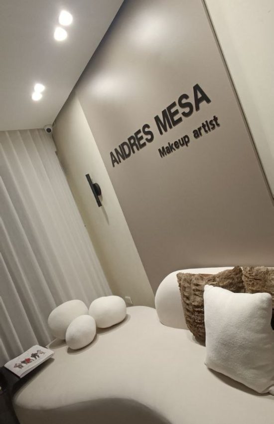 photo_5096004952295321277_y