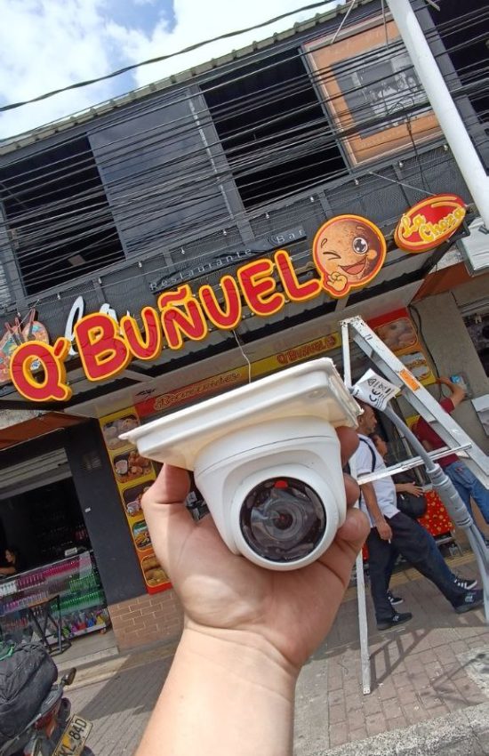 photo_5109704703968652769_y